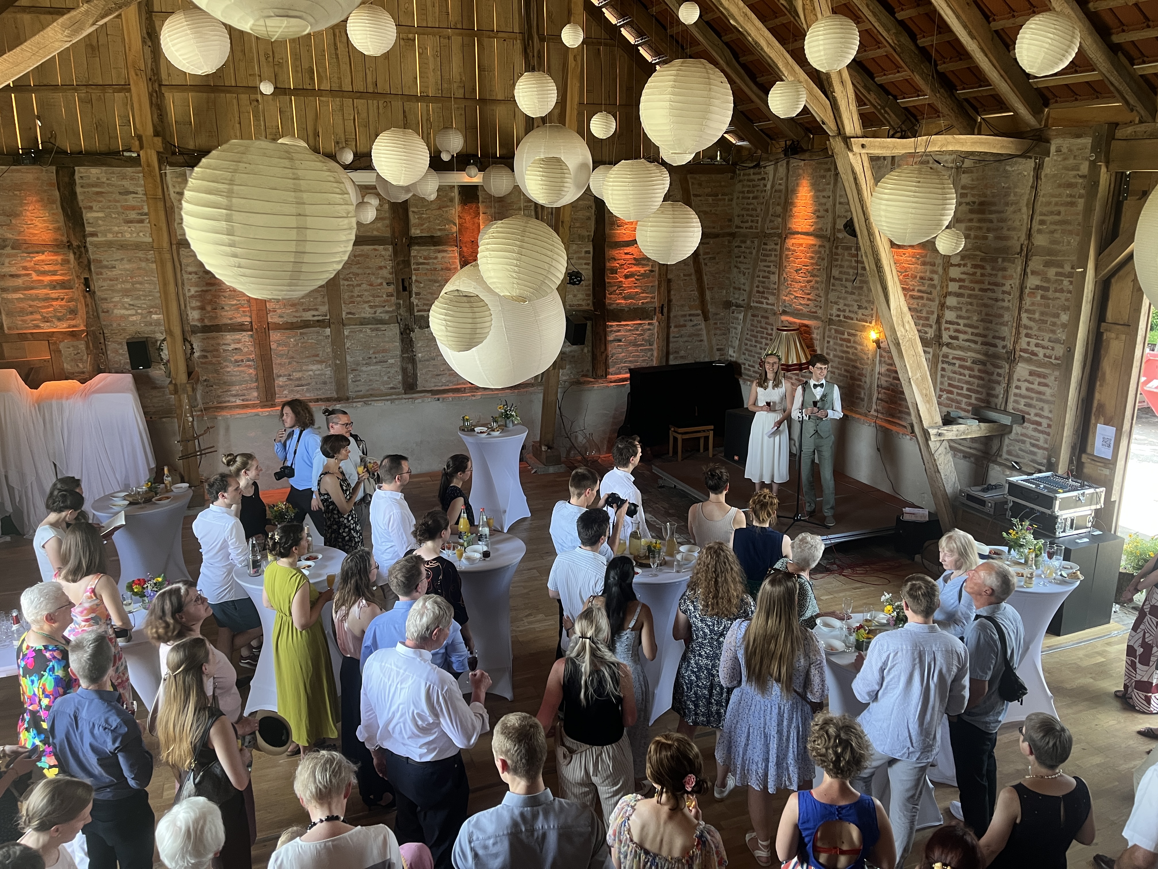 Feierlichkeiten in der Ecosphere